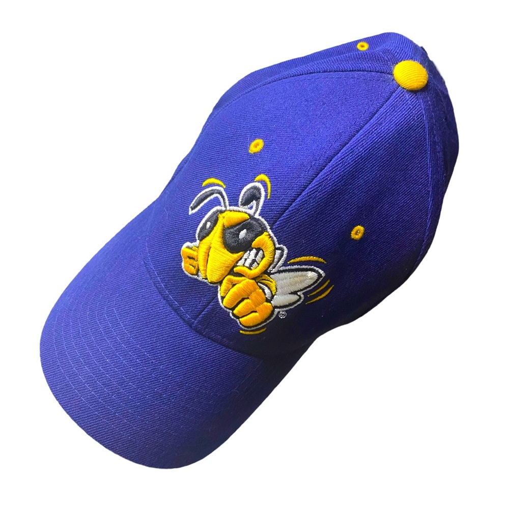 Authentic ZEPHYR the Hat GT Yellow Jackets 🐝 fitted hat size 7 1/4.  In EUC